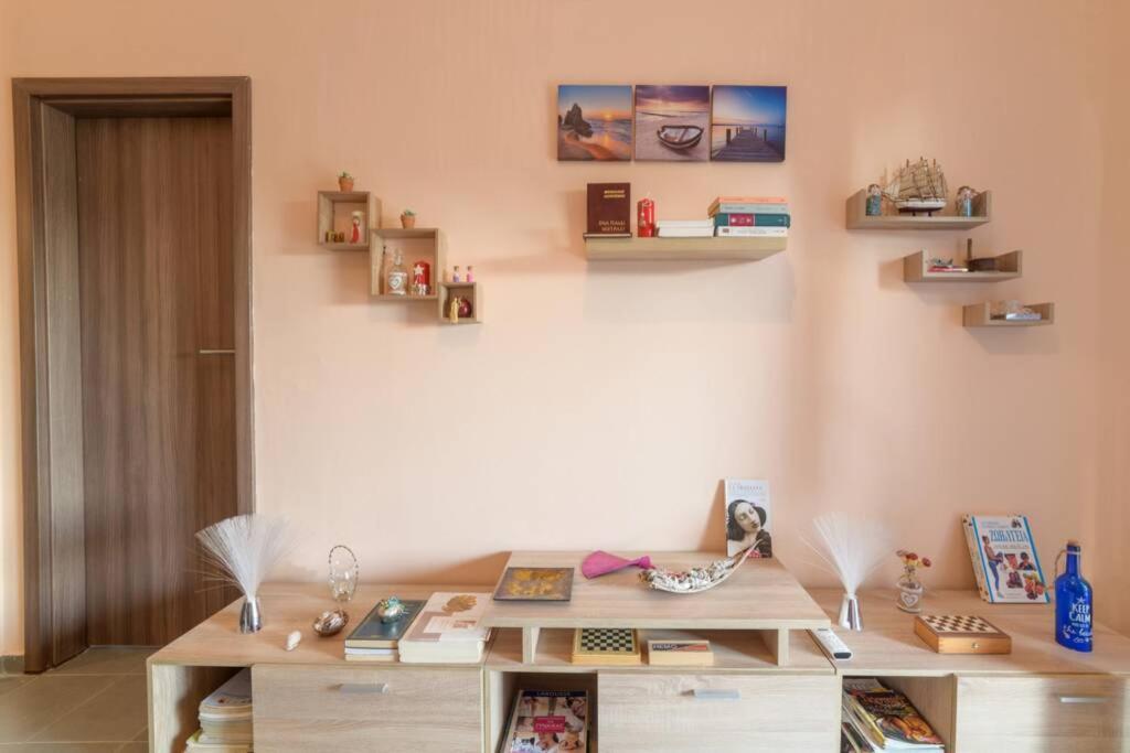 Bright Newly Renovated Apt Near Beach & Center+Ac Anemomylos Dış mekan fotoğraf