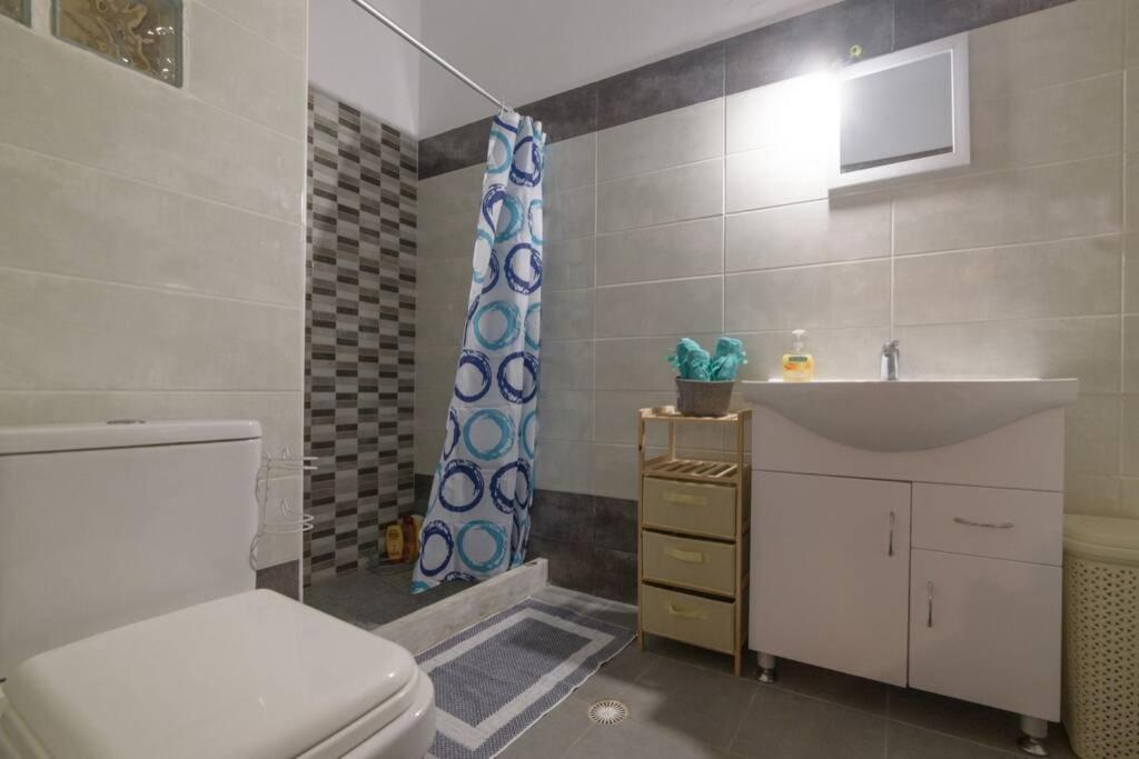 Bright Newly Renovated Apt Near Beach & Center+Ac Anemomylos Dış mekan fotoğraf