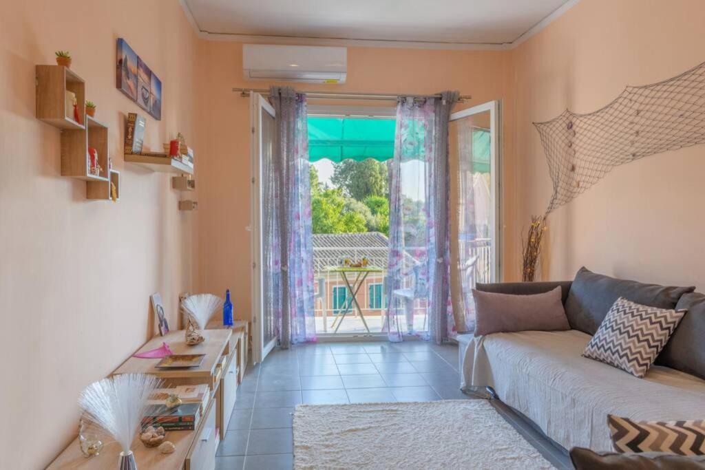Bright Newly Renovated Apt Near Beach & Center+Ac Anemomylos Dış mekan fotoğraf
