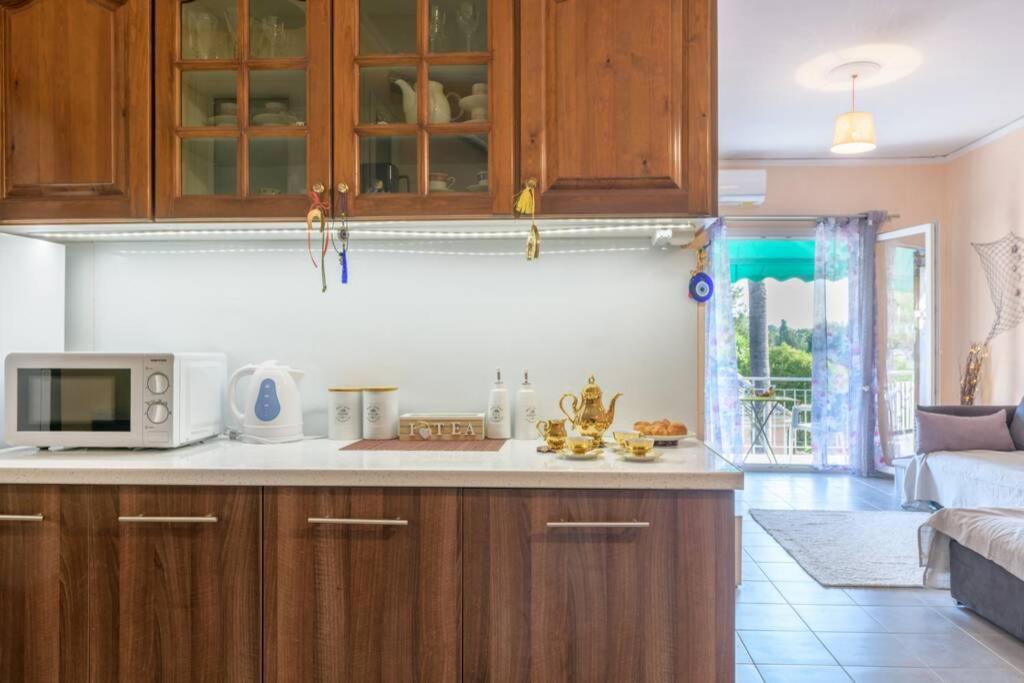 Bright Newly Renovated Apt Near Beach & Center+Ac Anemomylos Dış mekan fotoğraf